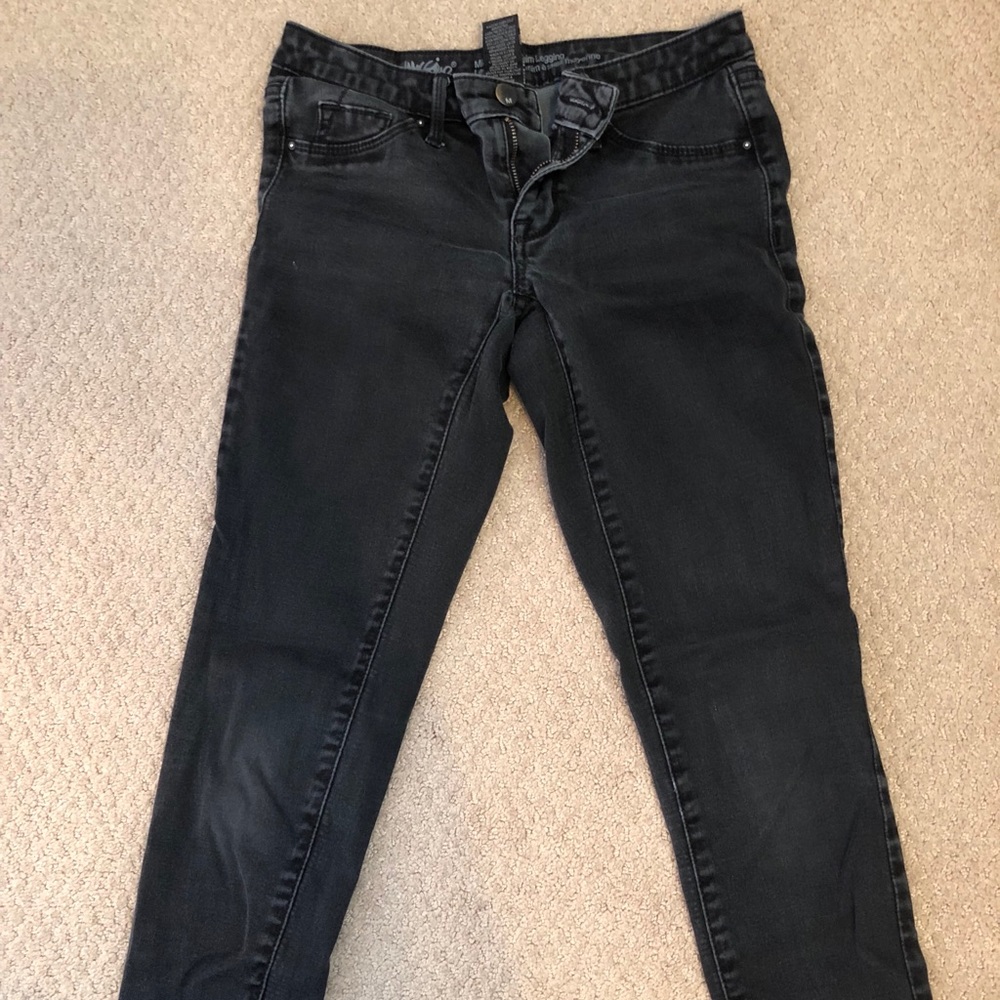 black skinny jeans